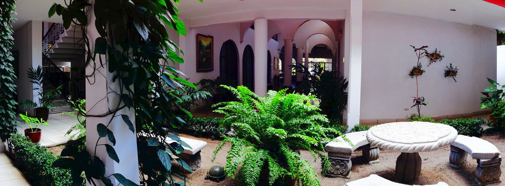Executive Managua Hotel Exterior photo